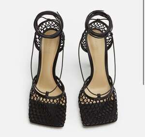 Bottega Veneta Lace-Up Black Sandal - EU 37 - US 7